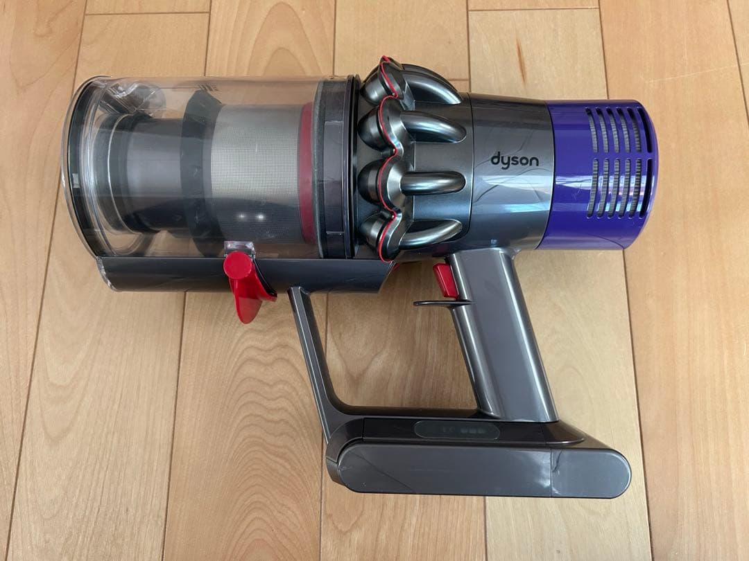 DYSON cyclone v10コードレスクリーナー