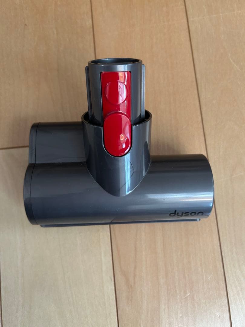 DYSON cyclone v10コードレスクリーナー