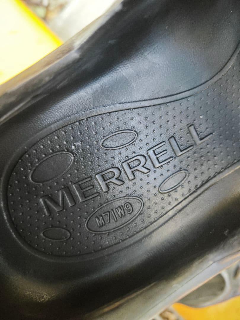MERRELL メッシュサンダル ブラック 25CM