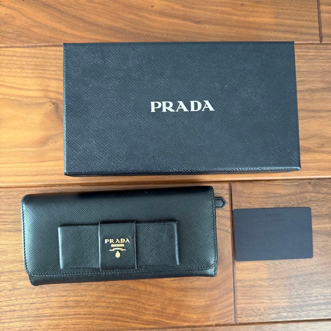 PRADA リボン　長財布