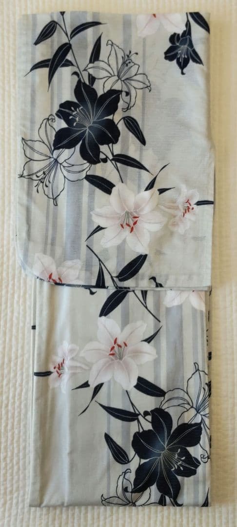 花古今　綿絽浴衣と帯セット　高島屋購入　百合柄