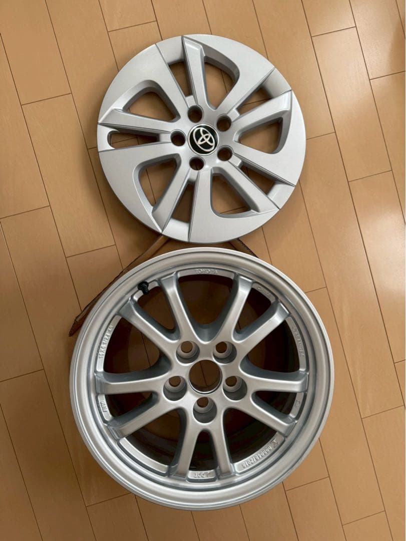 アルミホイール TOYOTA プリウス 新車外し