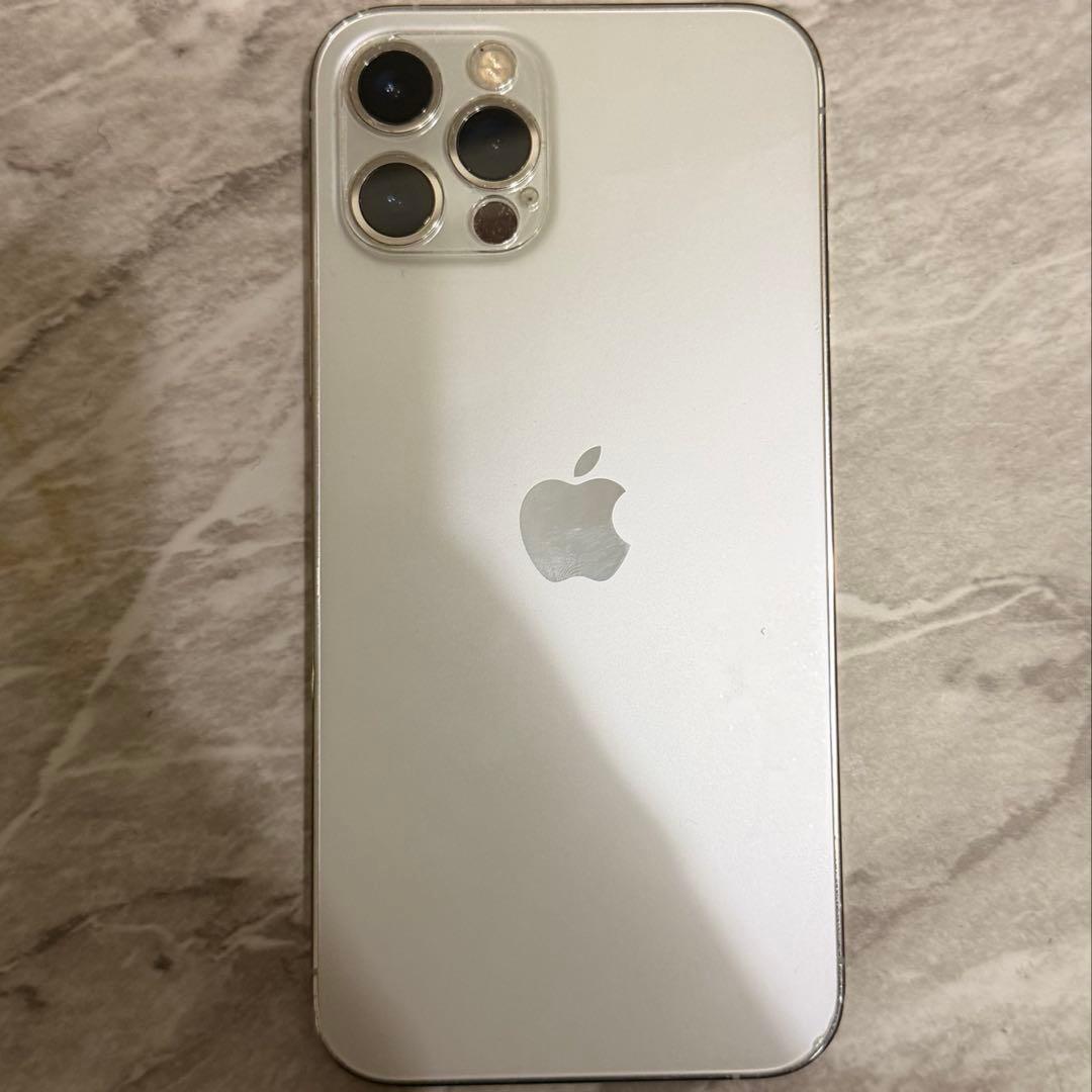 【美品】Apple iPhone 12 Pro シルバー 本体