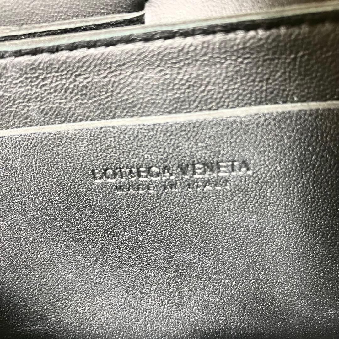 【美品】ボッテガヴェネタ＊ボディバッグ マキシイントレ カセット 現行IC搭載