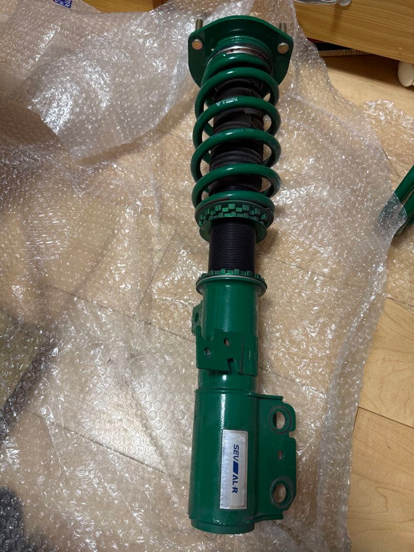 80系ノア、ヴォクシー、エスクァイア　TEIN車高調 フレックスZ