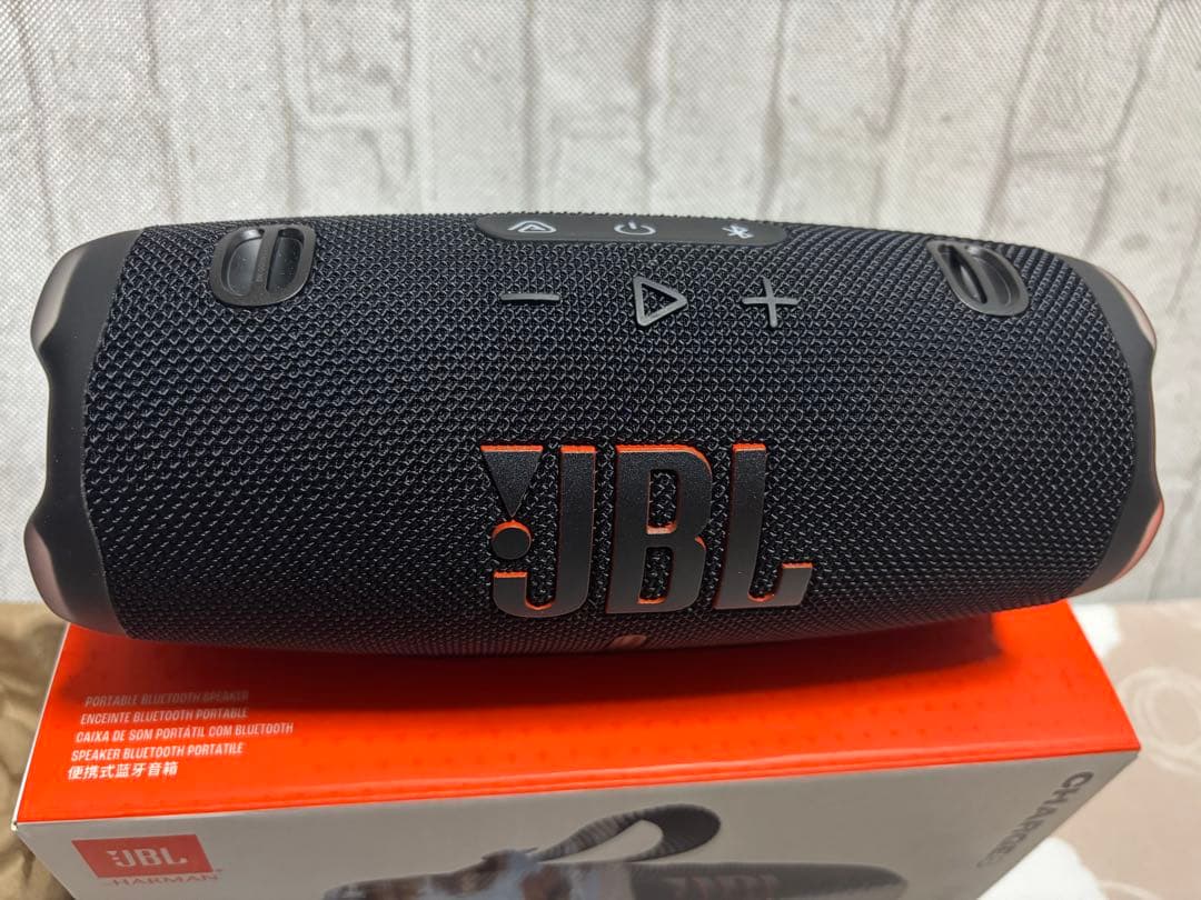 ズ*ン様 JBL charge6 本体