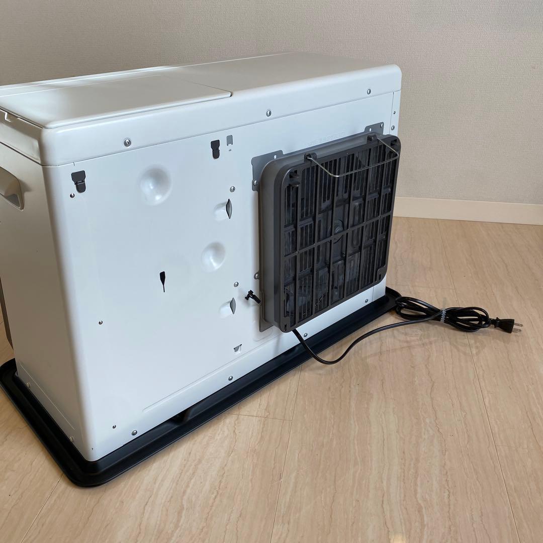 ダイニチ石油ファンヒーター　FZ-102(WK)　ホワイト×ブラック