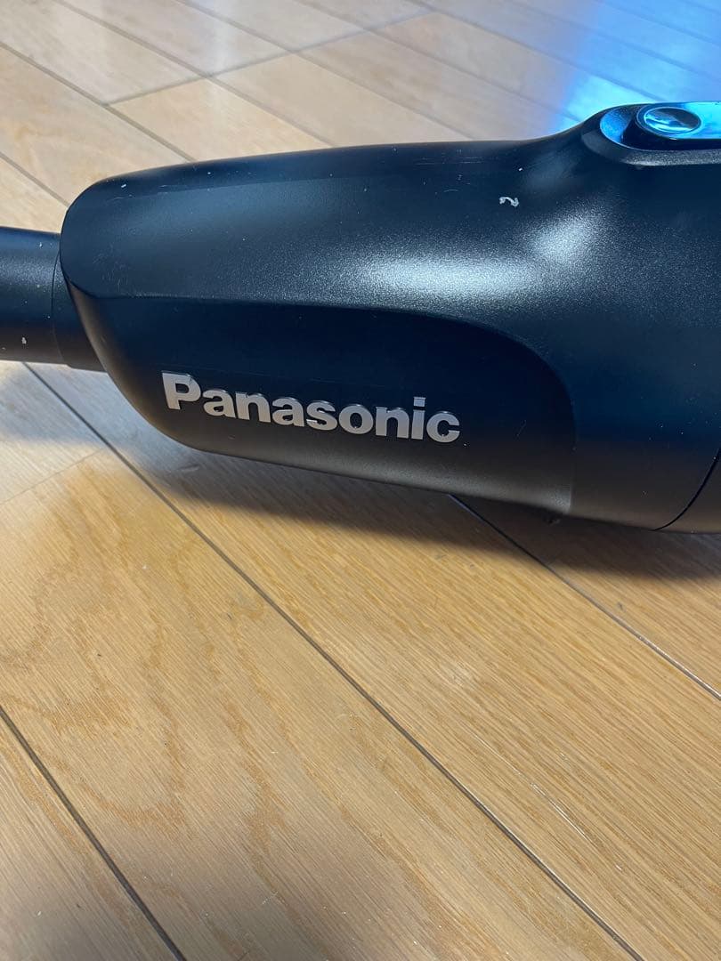 Panasonic ハンディ掃除機 ブラック