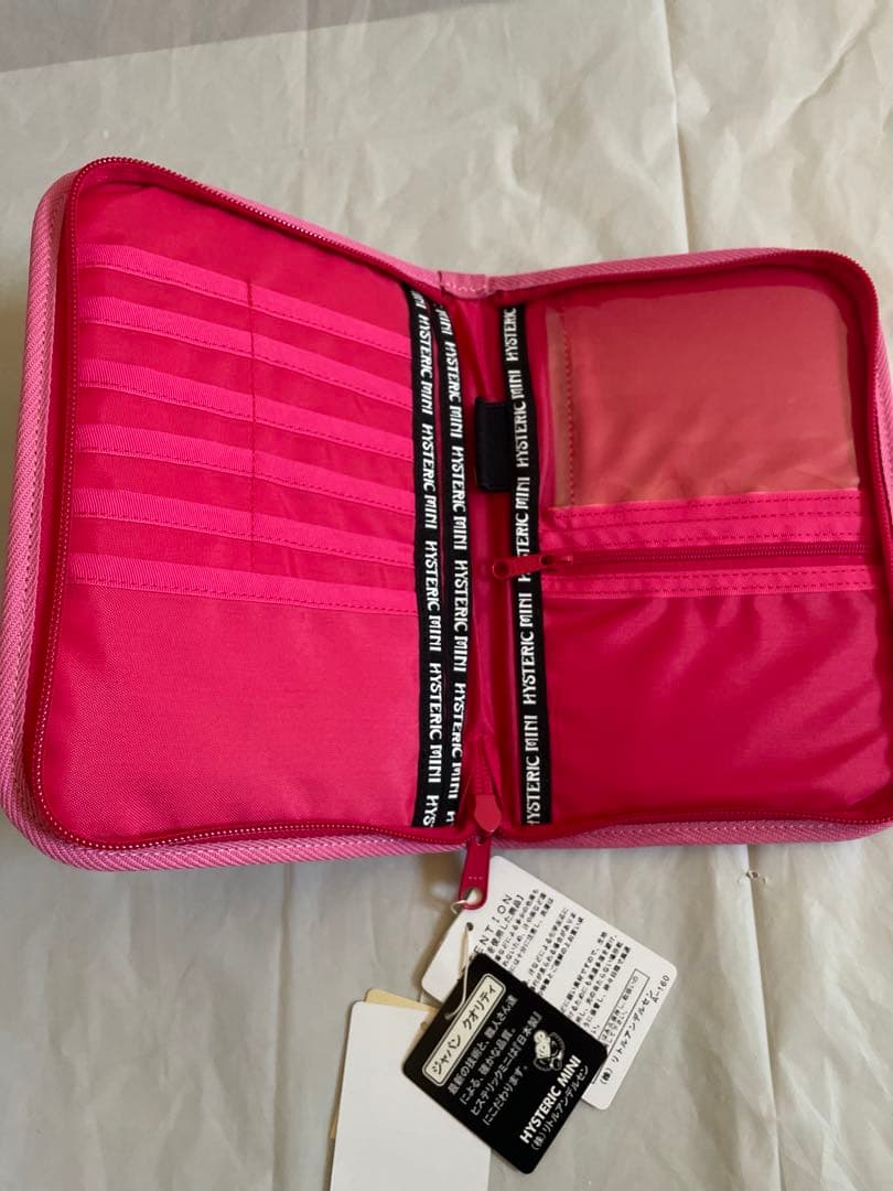 【新品】ヒステリックミニ　ヒステリックグラマー　母子手帳ケース　日本製　Sサイズ