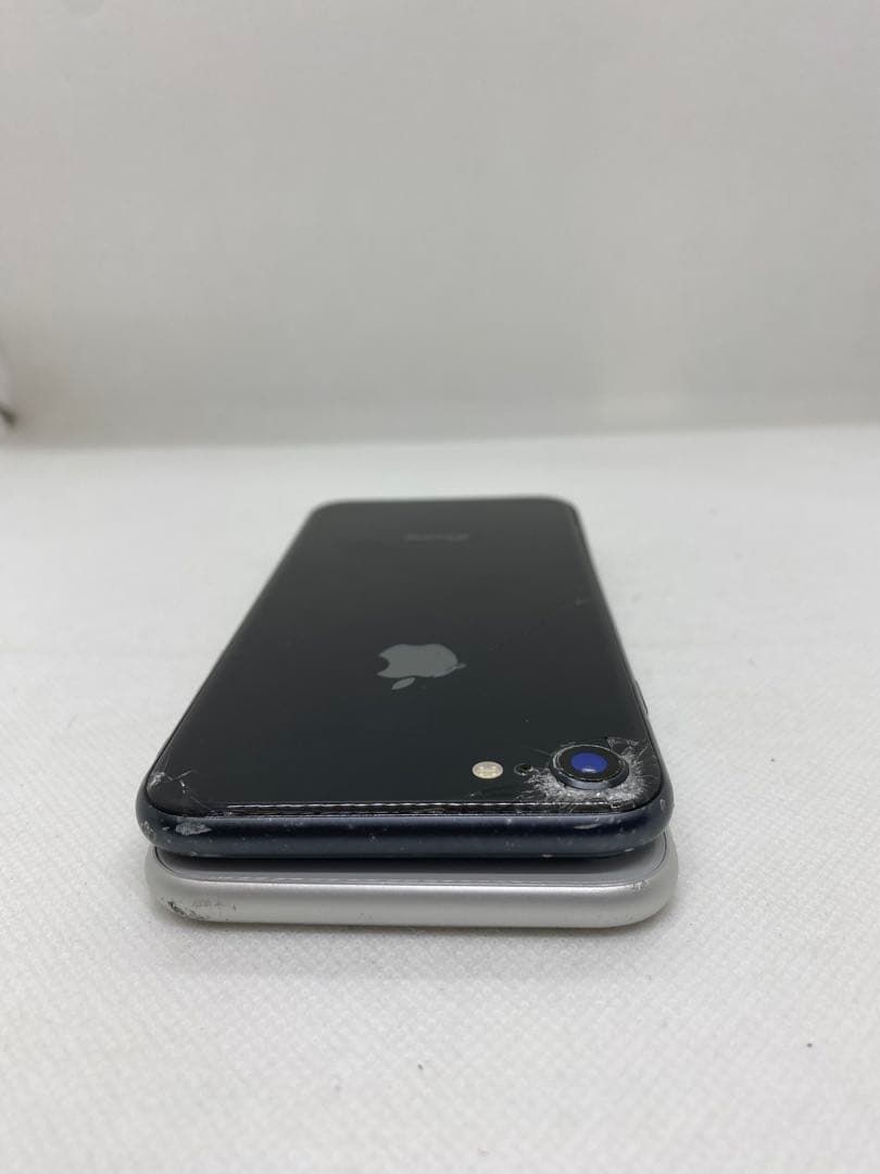 セット2台 Iphone 8 64GB Sim フリー