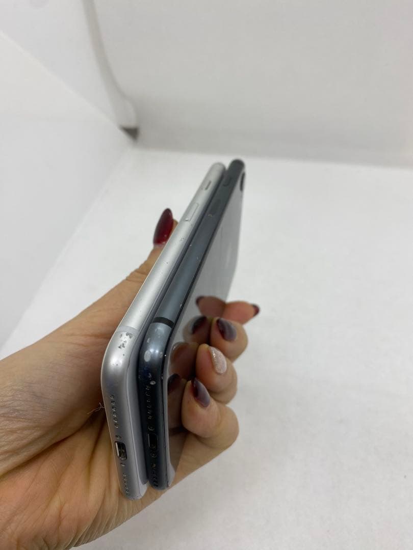 セット2台 Iphone 8 64GB Sim フリー