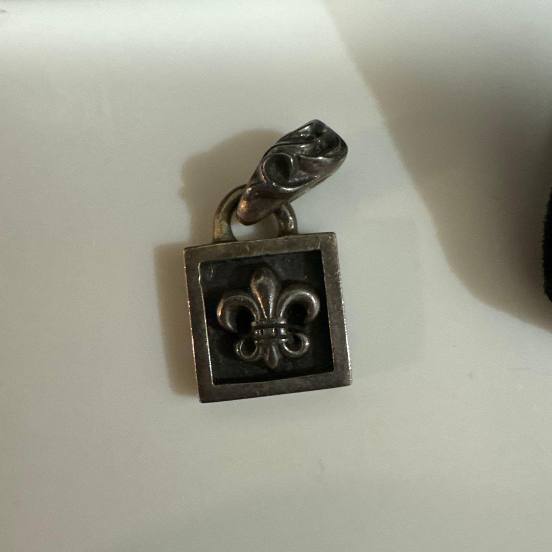 クロムハーツネックレスペンダント