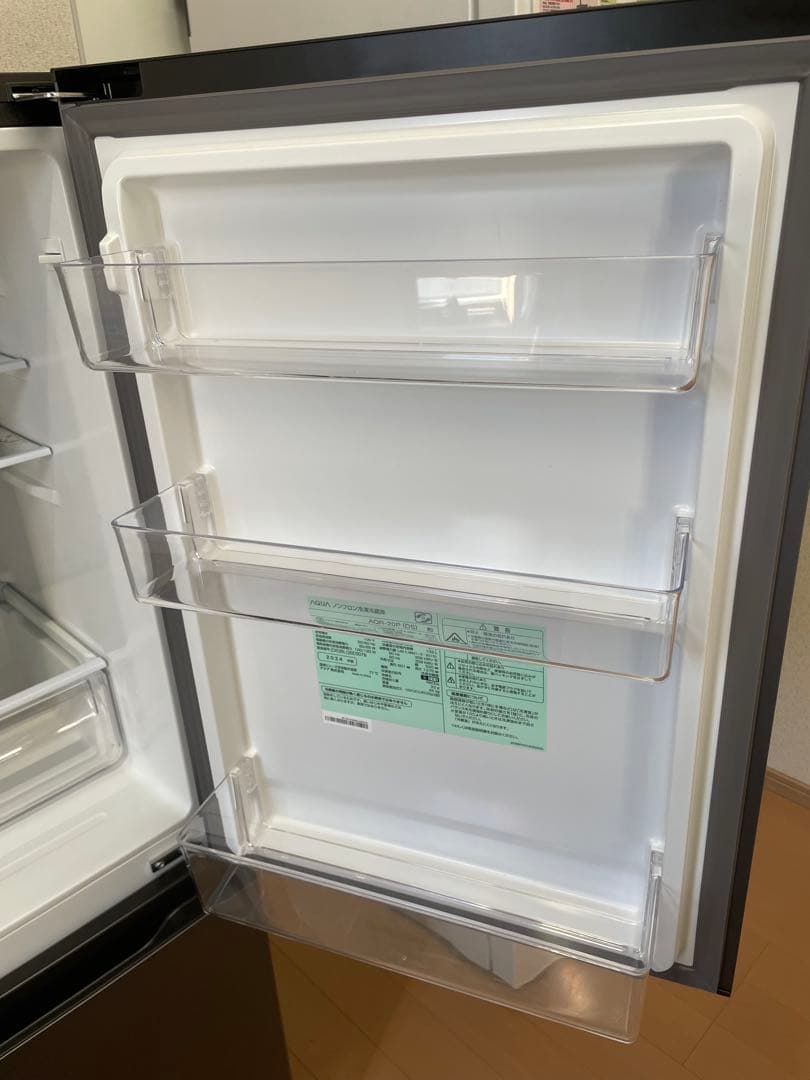 【美品】2024年製 AQUA 2ドア冷蔵庫(AQR-20P)