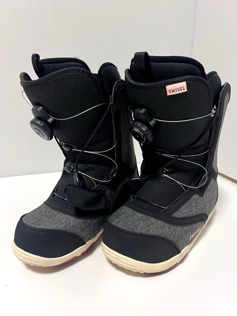 美品 SWIVEL スノーボードブーツ レディース 25.5cm ダイヤル式