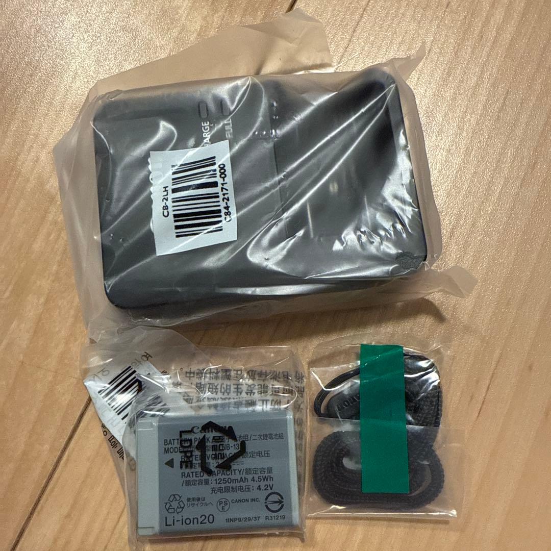 Canon PowerShot SX740 HS シルバー 展示品 SDカード付