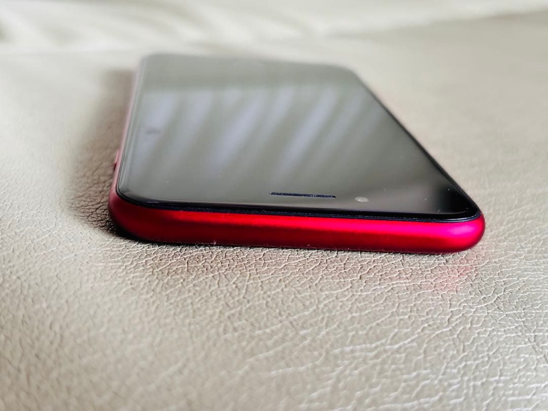 iPhone SE 第二世代64GB レッドSIMフリー