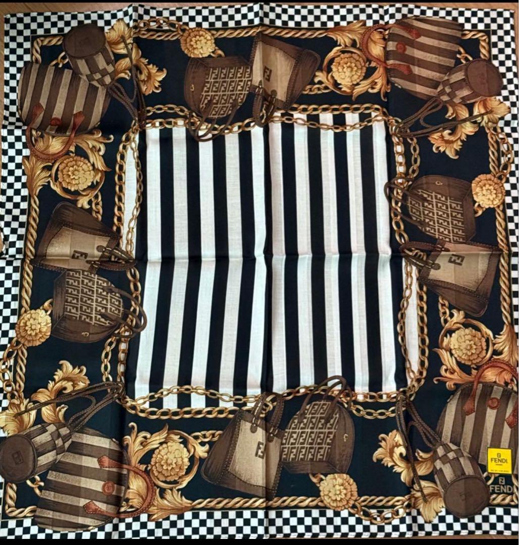 FENDI ハンカチ　2枚セット