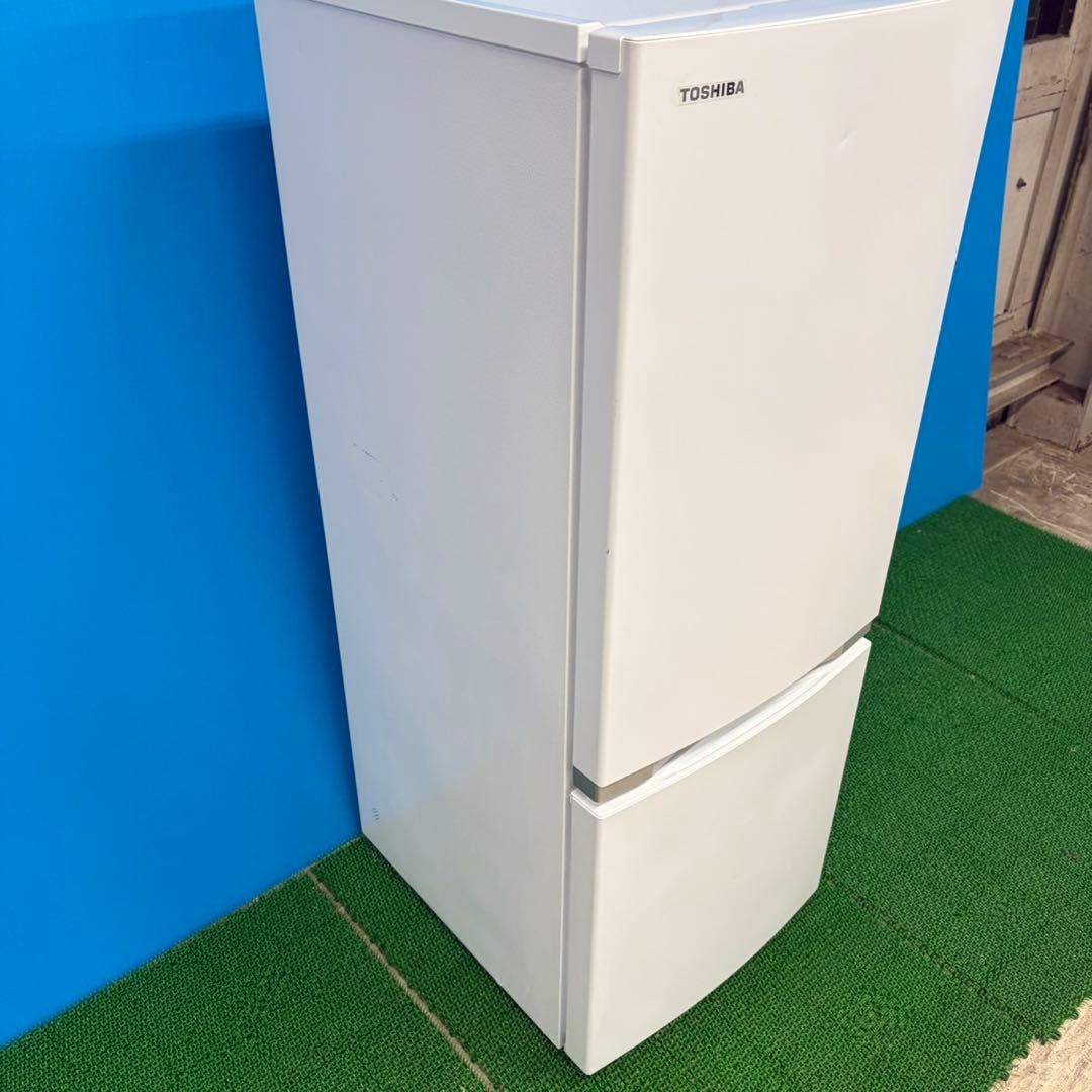 612 東芝冷蔵庫　153L 100L強　2ドア　右開き　小型　一人暮らし　綺麗