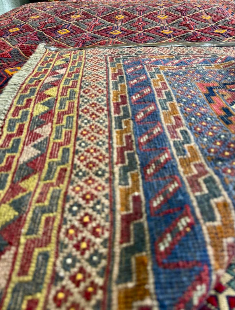 アフガニスタン手織り絨毯 スーパーファイン マシュワニ産 ラグ