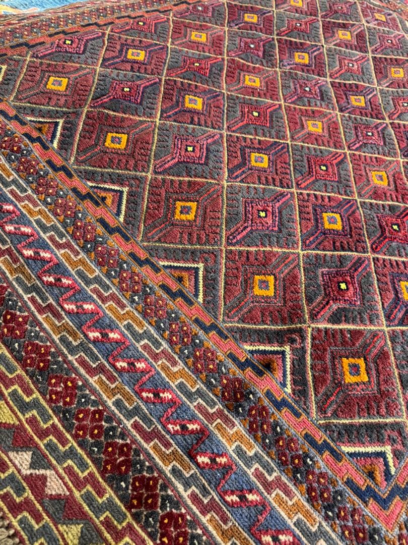 アフガニスタン手織り絨毯 スーパーファイン マシュワニ産 ラグ