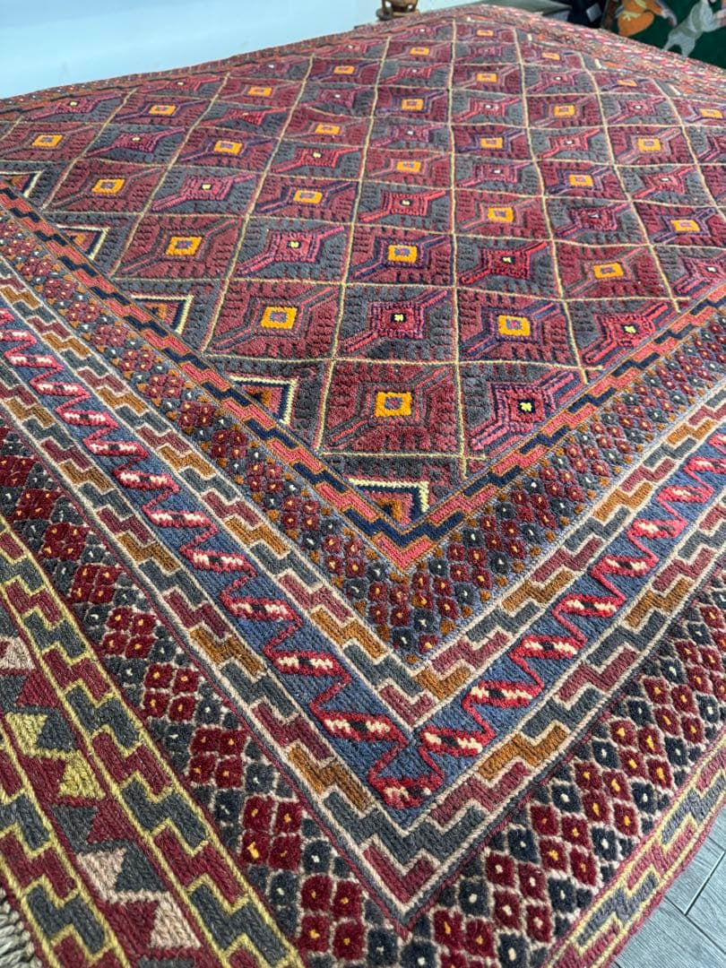 アフガニスタン手織り絨毯 スーパーファイン マシュワニ産 ラグ