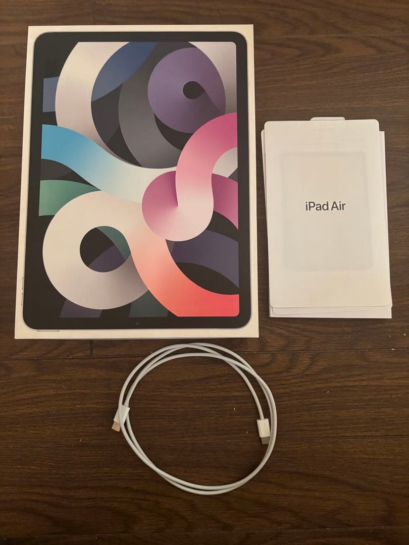 Neko　iPad Air、Apple pencil、キーボード