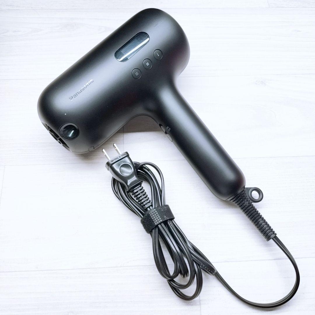 ほぼ未使用☺最新モデルPanasonic ナノケア ドライヤー EH-NC50