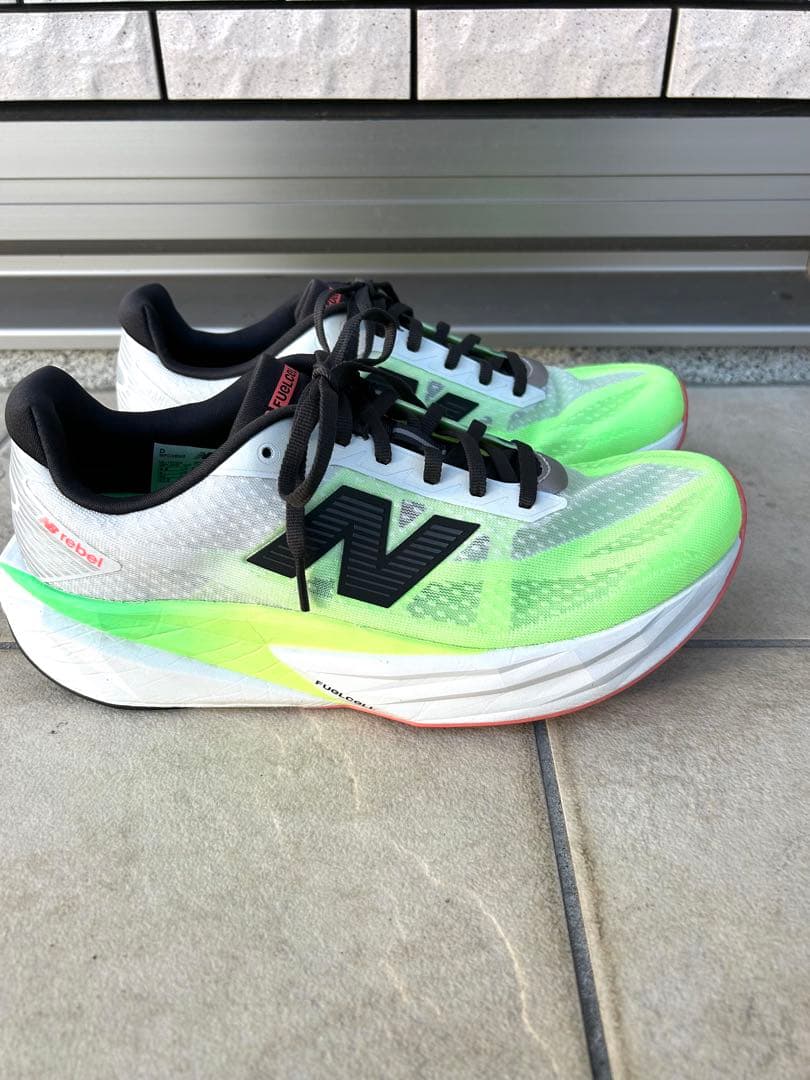 New Balance FuelCell v5 ランニングシューズ27.5センチ