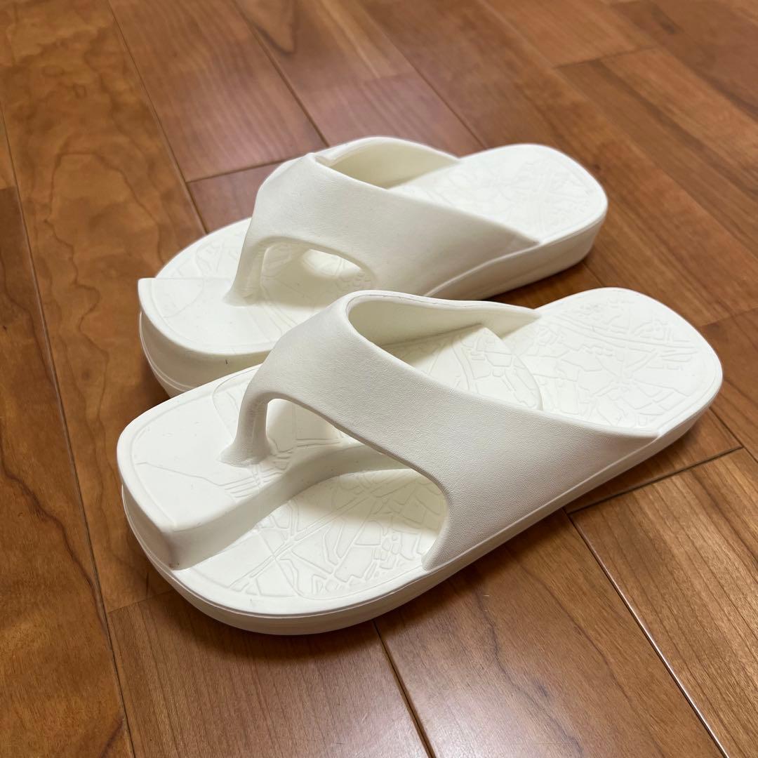 あぴ★★  Racbaki ラクバキ イージーサンダル ホワイト