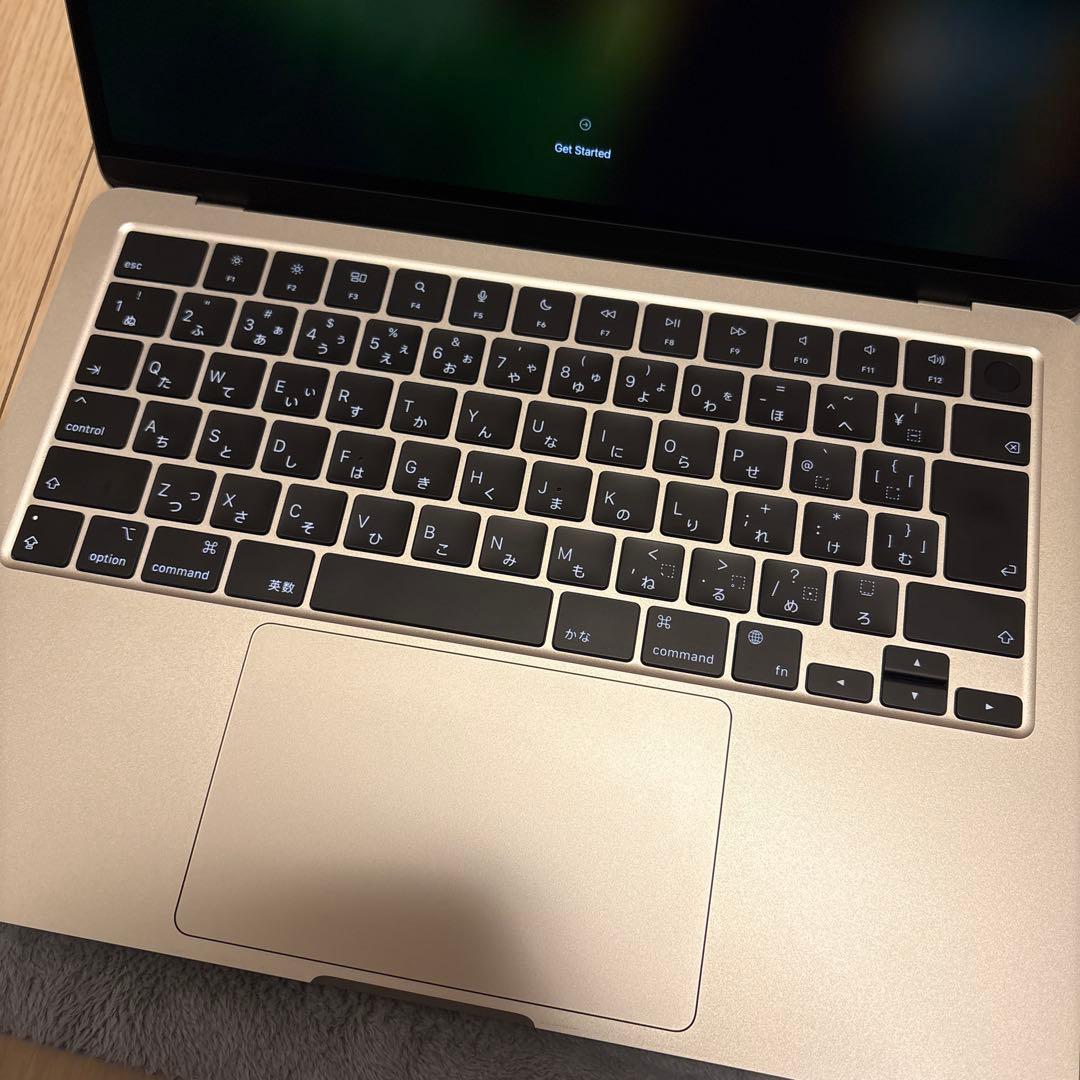 MacBookAir M2 13インチ スターライト 充電ケーブル付き