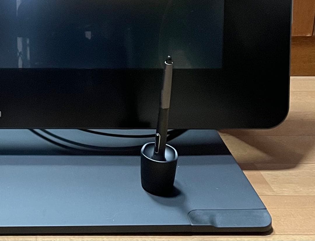 ワコム Cintiq 27QHD DTK-2700 液晶タブレット スタンド付