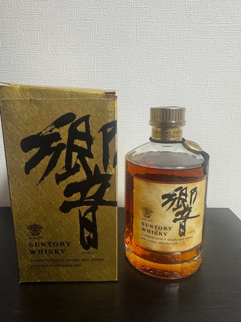 SUNTORY サントリー 響 Hibiki ゴールドラベル 750ml 43%
