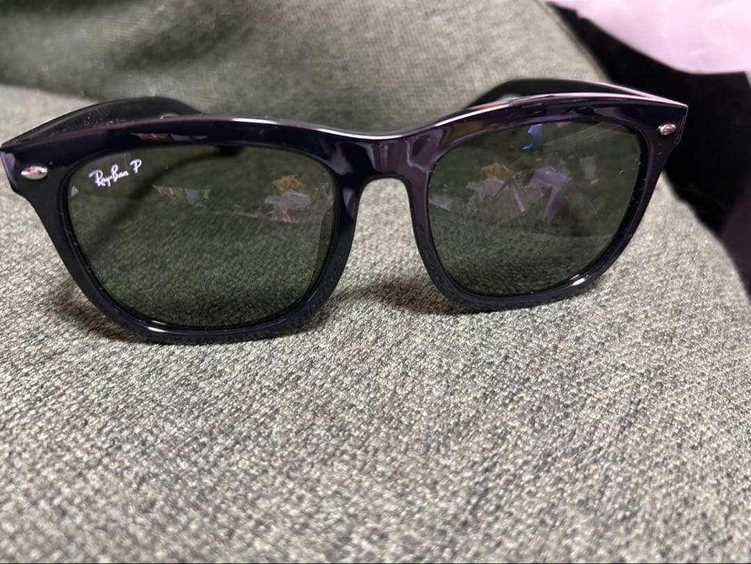 Ray-Ban サングラス　RB4260D 偏光レンズ