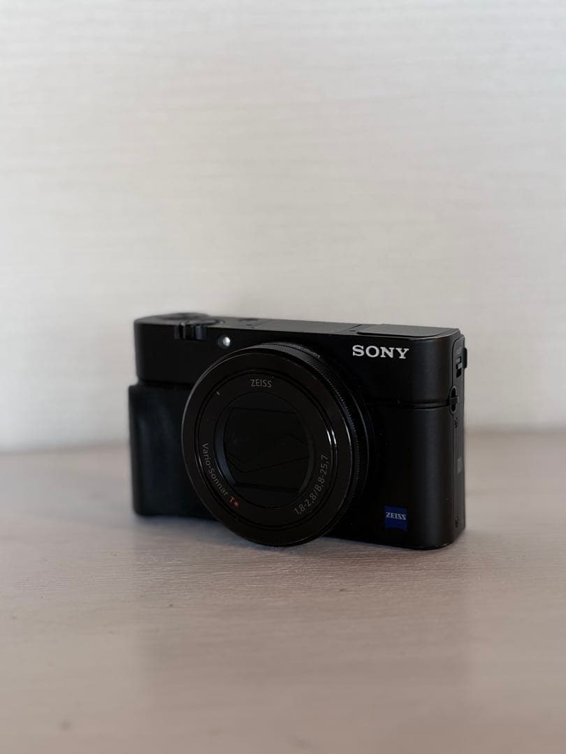 sony rx100Ⅲ コンデジ