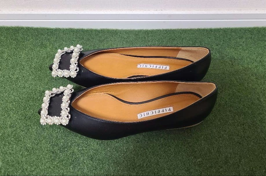 新品　PIPPICHIC ピッピシック ビジューつき フラットシューズ