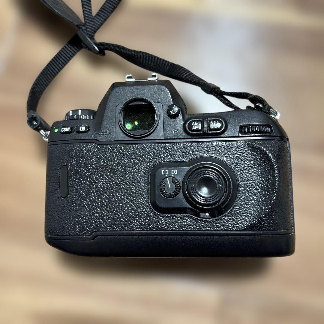 【訳あり品】Nikon F100 一眼レフカメラ