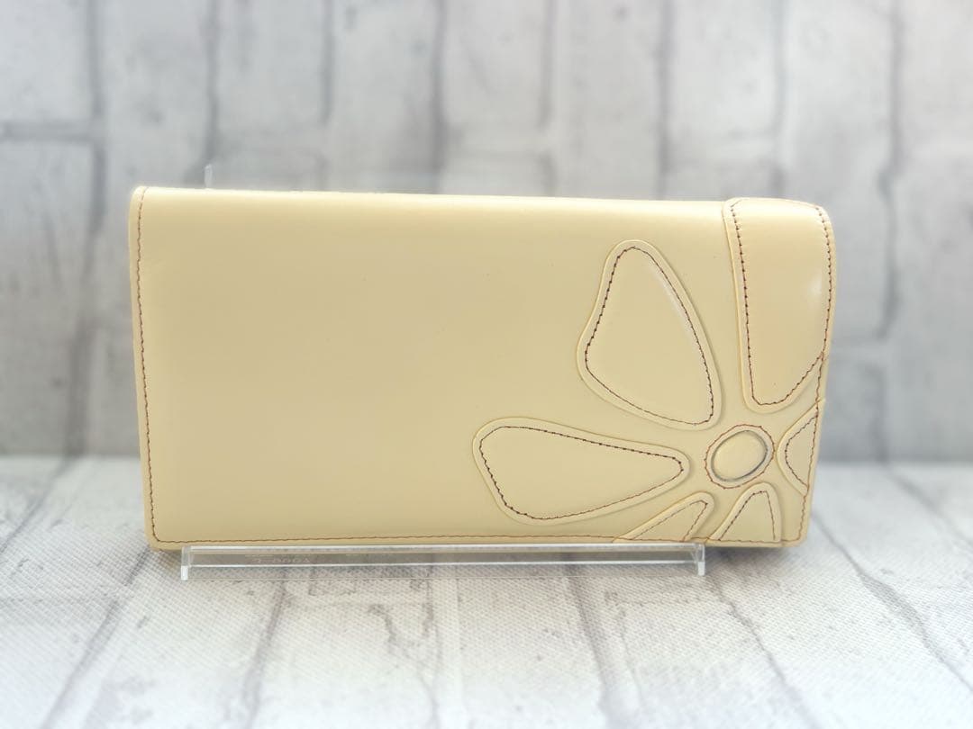 【新品未使用】キタムラ 長財布 花柄 ベージュ クリーム