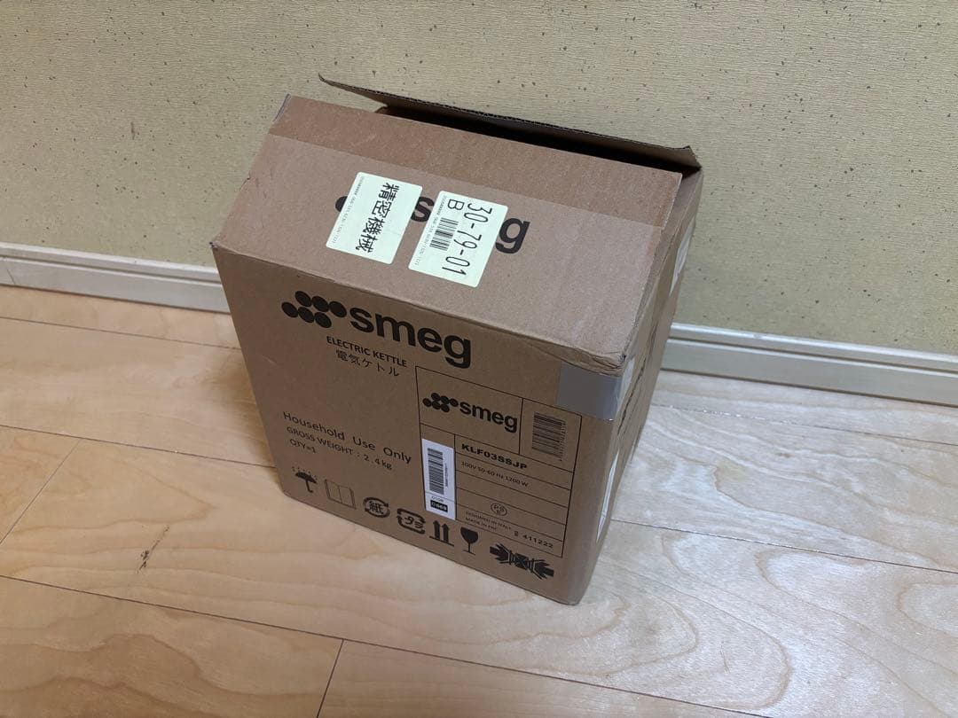 SMEG 電気ケトル