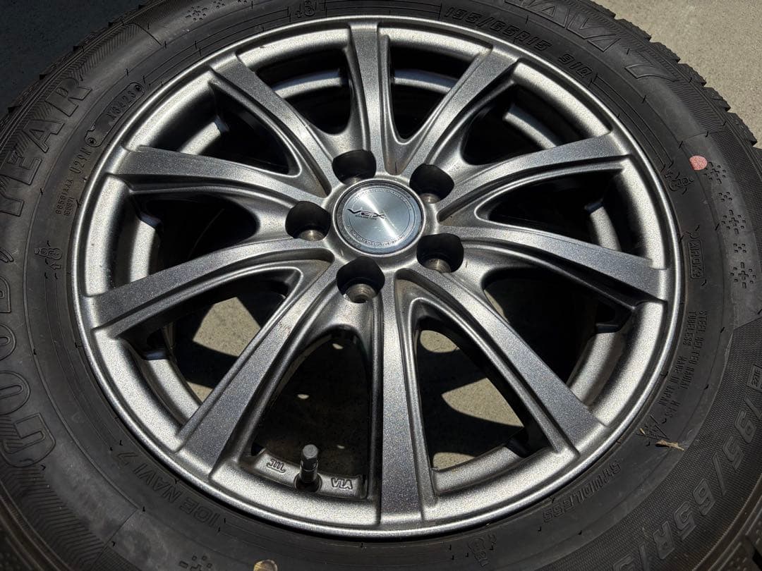 のっちさん専用【美品】プリウス　スタッドレスタイヤ2本 2023年製