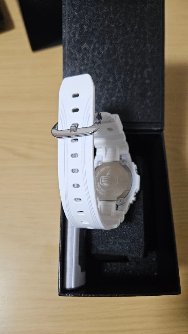 カシオ G-SHOCK G-LIDE GLX-5600-7JF ホワイト