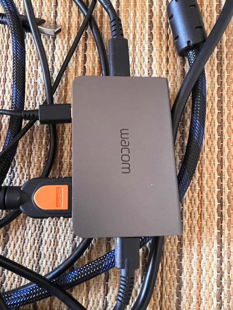 【動作確認済み・訳あり】Wacom Cintiq Pro 13 DTH-1320