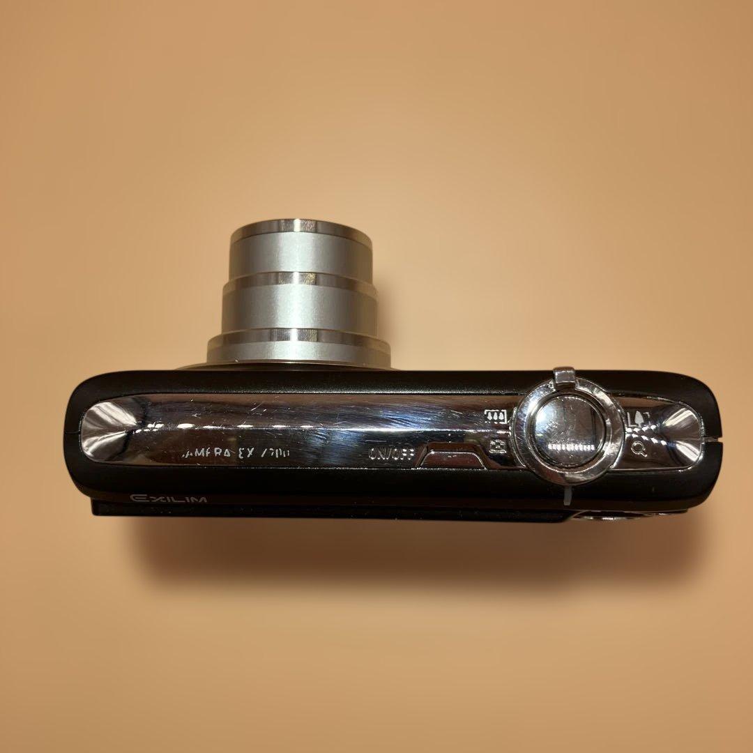 【即購入OK】CASIO EXILM コンパクトデジタルカメラ EX-Z200