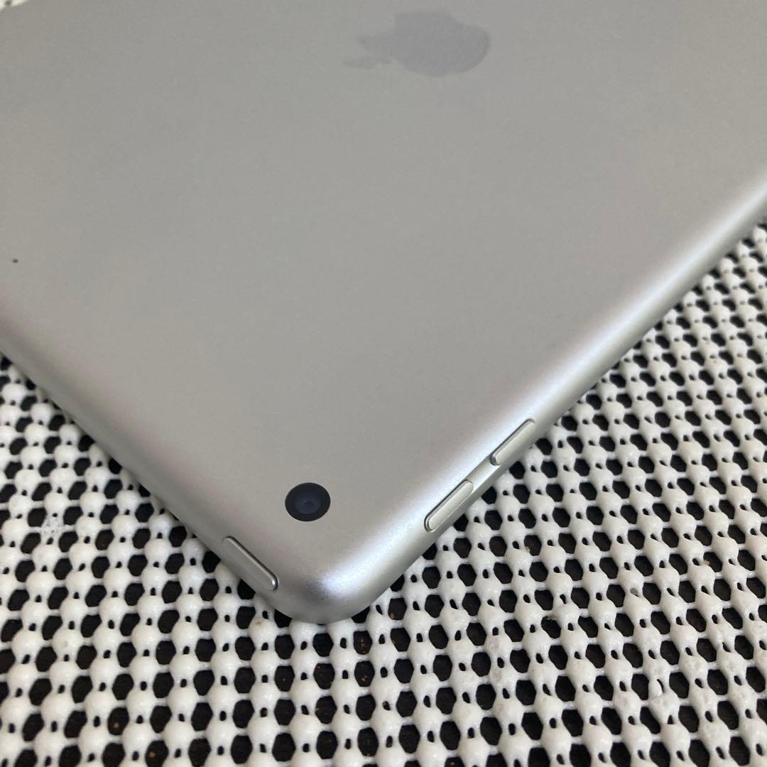 2372【早い者勝ち】外観美品☆iPad6第6世代128GB WIFIモデル☆