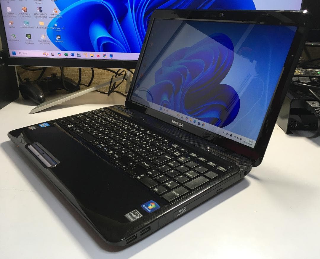 東芝 dynabook T451/58EB Windows11