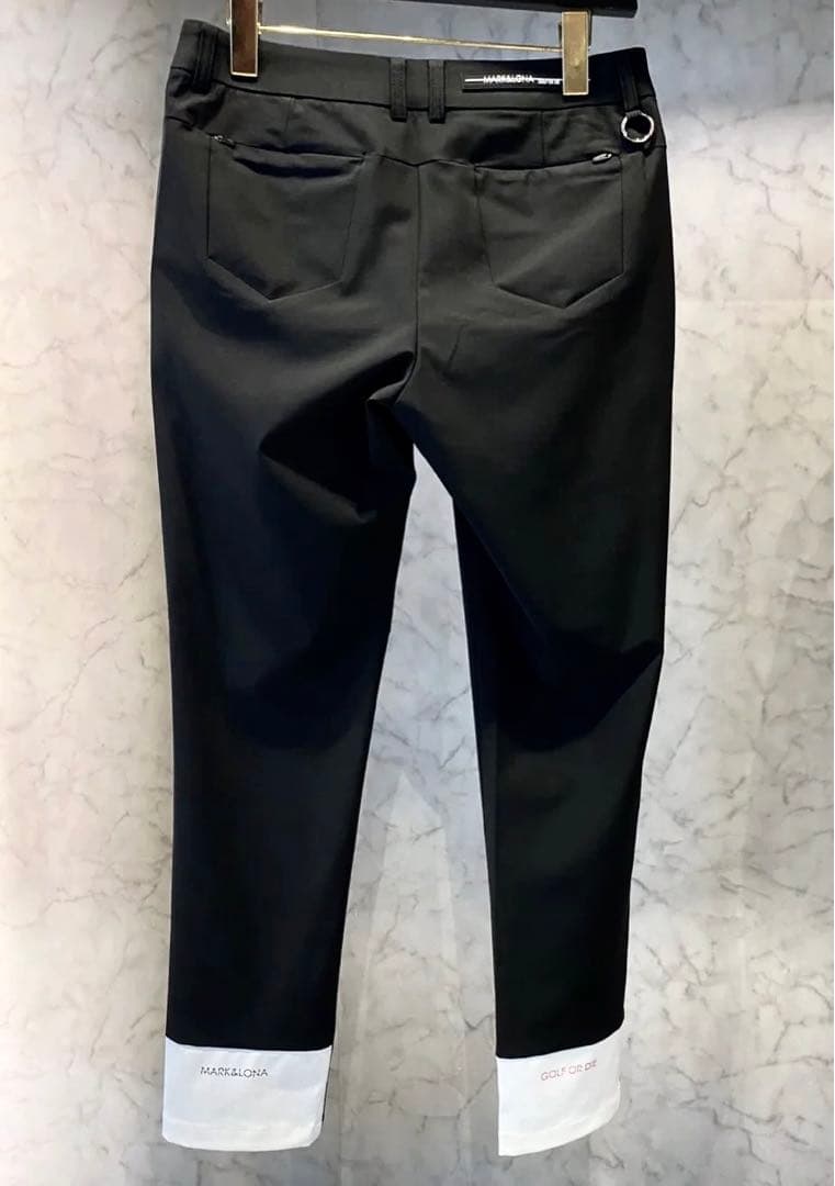 新品未使用　MARK&LONA マークアンドロナ　レディース　パンツ　Mサイズ