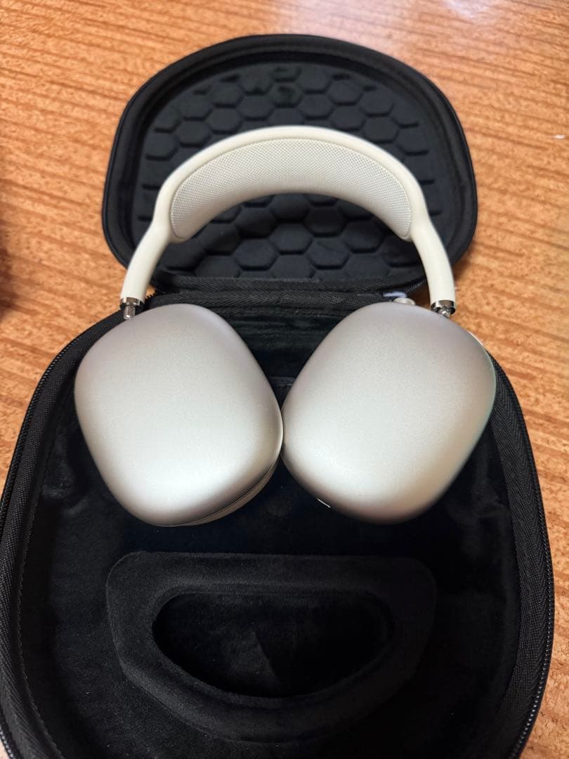 コ*コ様 Apple AirPods Max スターライト第二世代