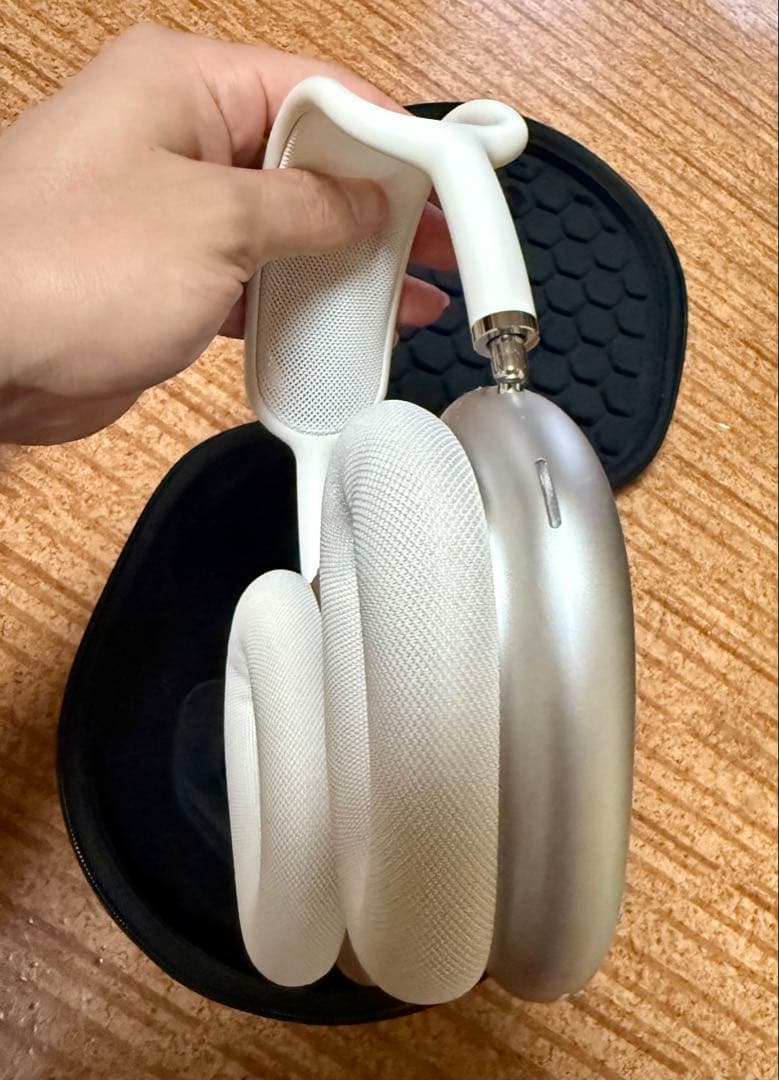 コ*コ様 Apple AirPods Max スターライト第二世代