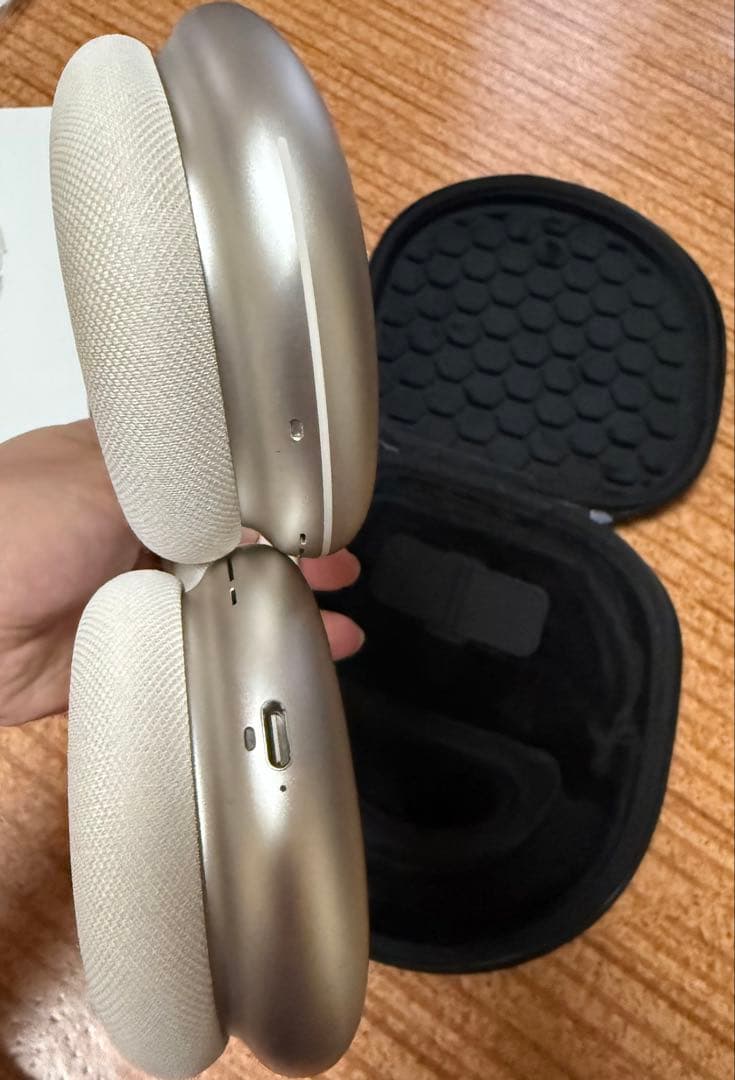 コ*コ様 Apple AirPods Max スターライト第二世代