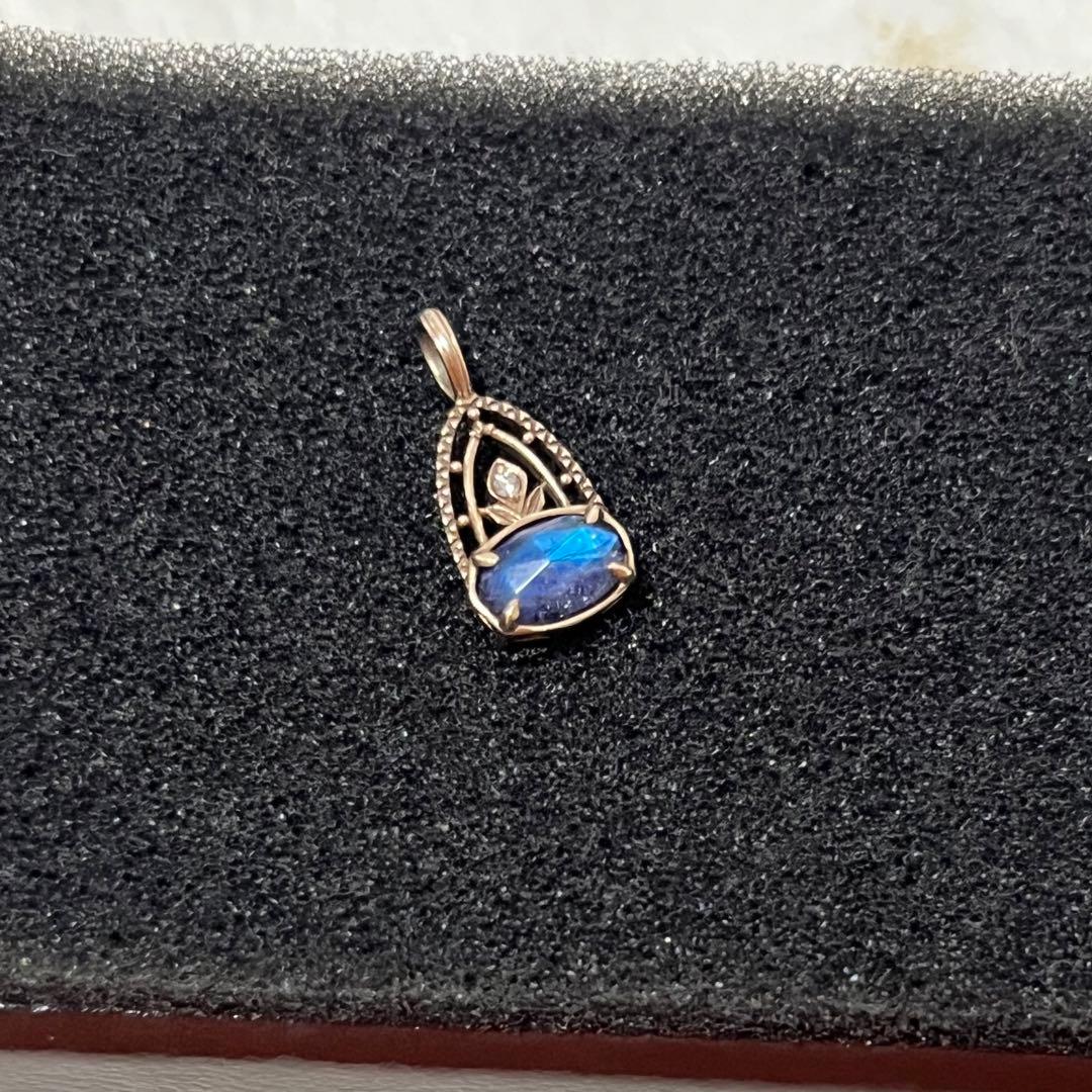 アガット 現行品　紫金石ラブラド ネックレスチャーム