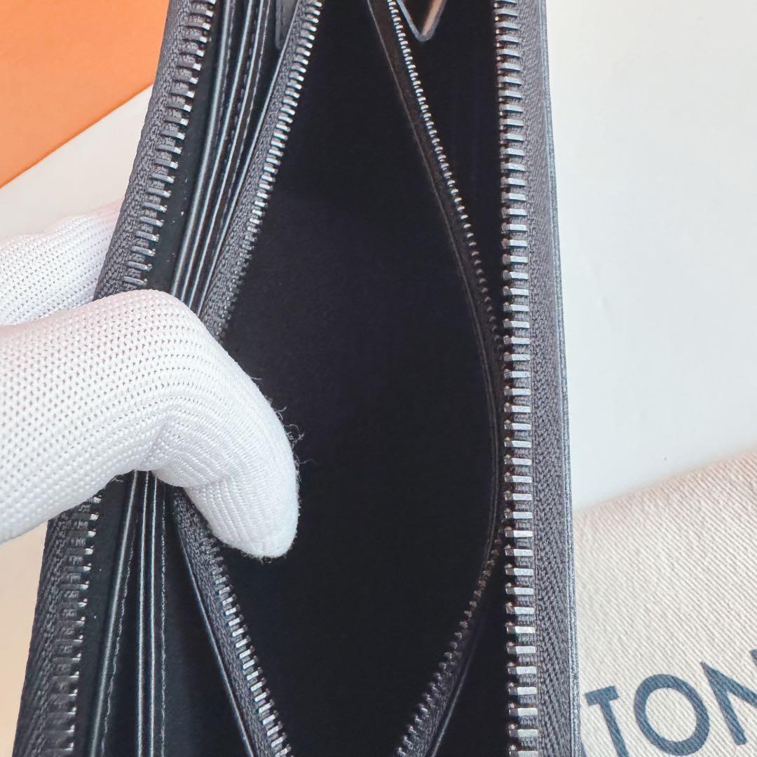 【未使用に近い】ルイヴィトン 長財布 ヴェルニ ジッピーウォレット 激レアカラー